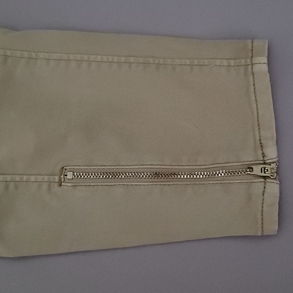 Pants - Picture 6 of 8